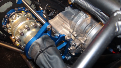 Per Wasserstrahl geschnittene Metallteile für F16